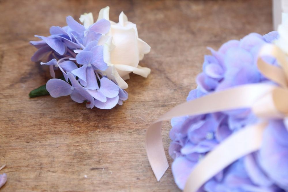 Buttonhole flowers with hydrangeas