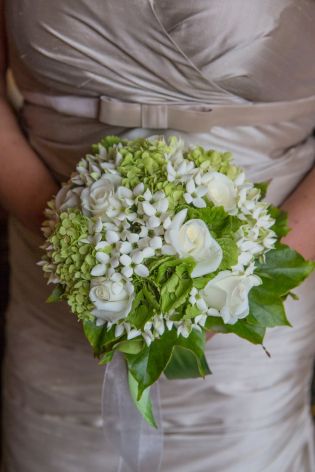 Bouquet with roses and bouvardia