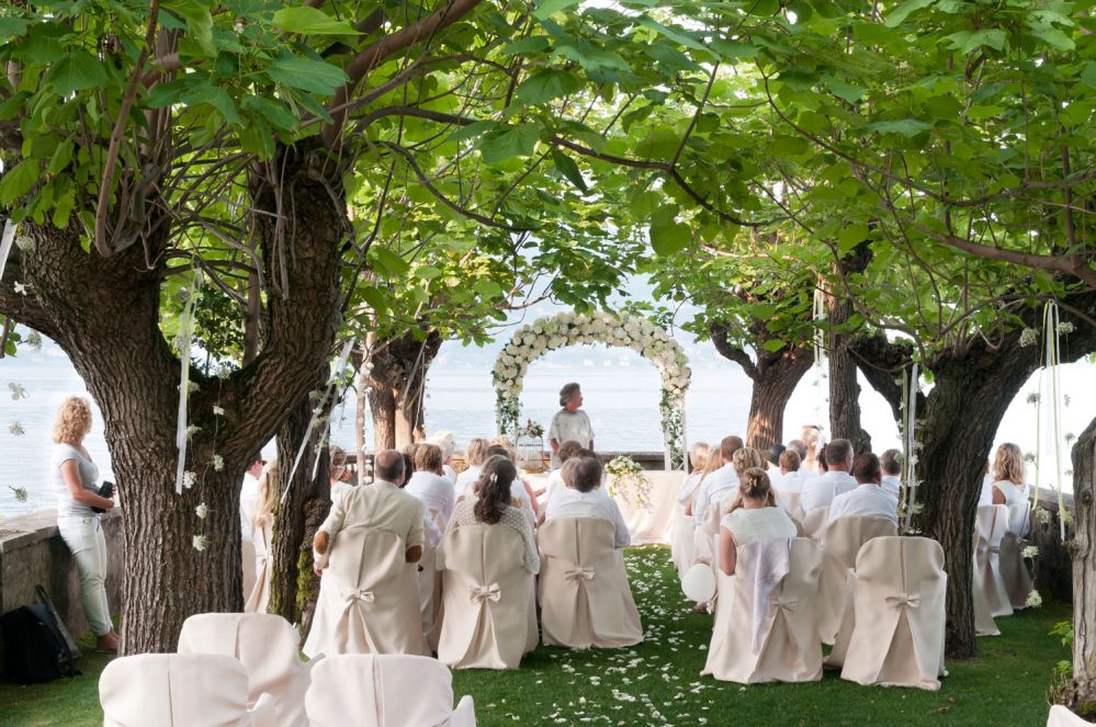 Arco con fiori per matrimonio Hotel Spendid Lago Maggiore