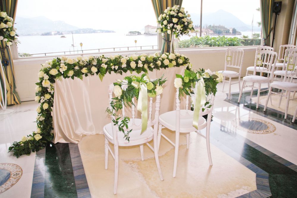 Floral decorations for a wedding on Lake Maggiore by Giuseppina Comoli