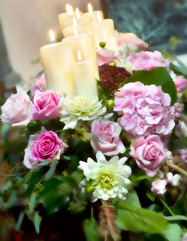 A wedding on Lake Maggiore: Floral arrangement created by Giuseppina Comoli