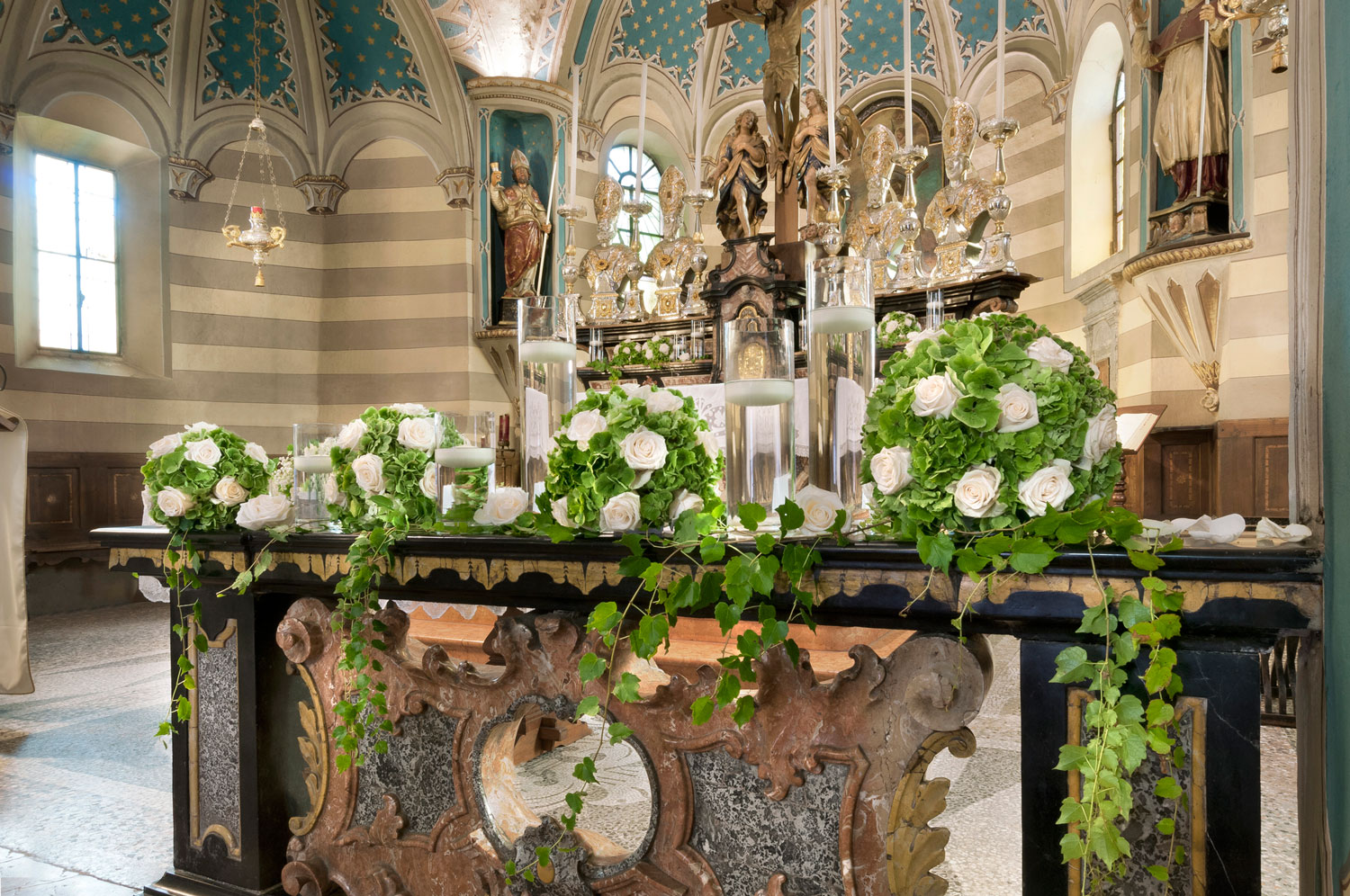 Fiorista Per Matrimonio In Chiesa Sul Lago Maggiore